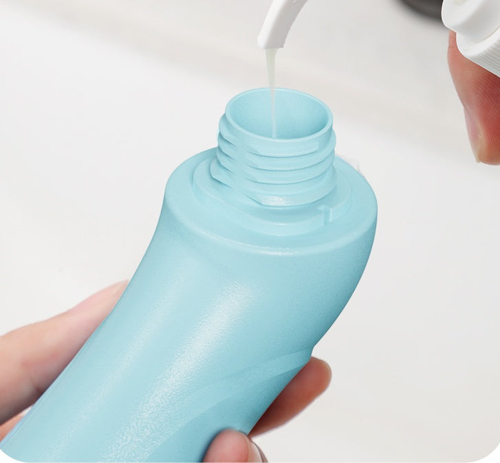 Handheld Pet Bath Brush Hair Grooming & Cleaning Tool for Dogs