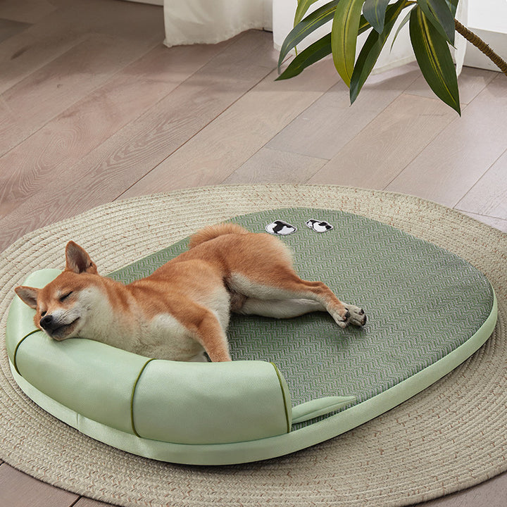 Four Seasons Universal Sofa Sleeping Nest Pet Bed