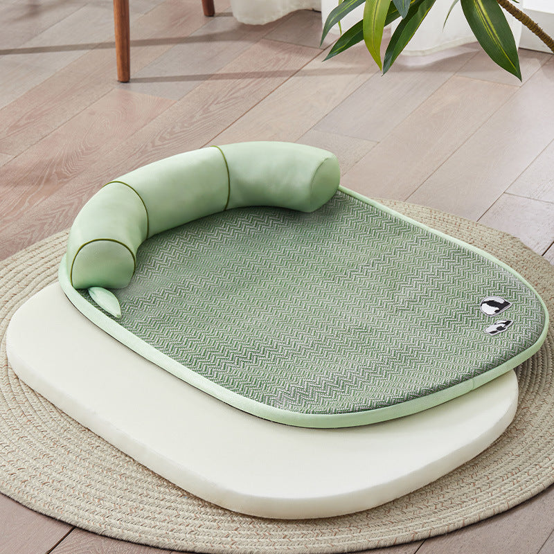 Four Seasons Universal Sofa Sleeping Nest Pet Bed