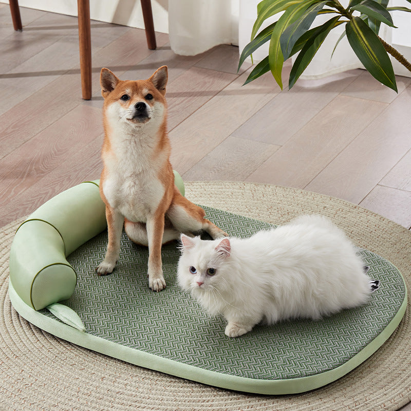 Four Seasons Universal Sofa Sleeping Nest Pet Bed