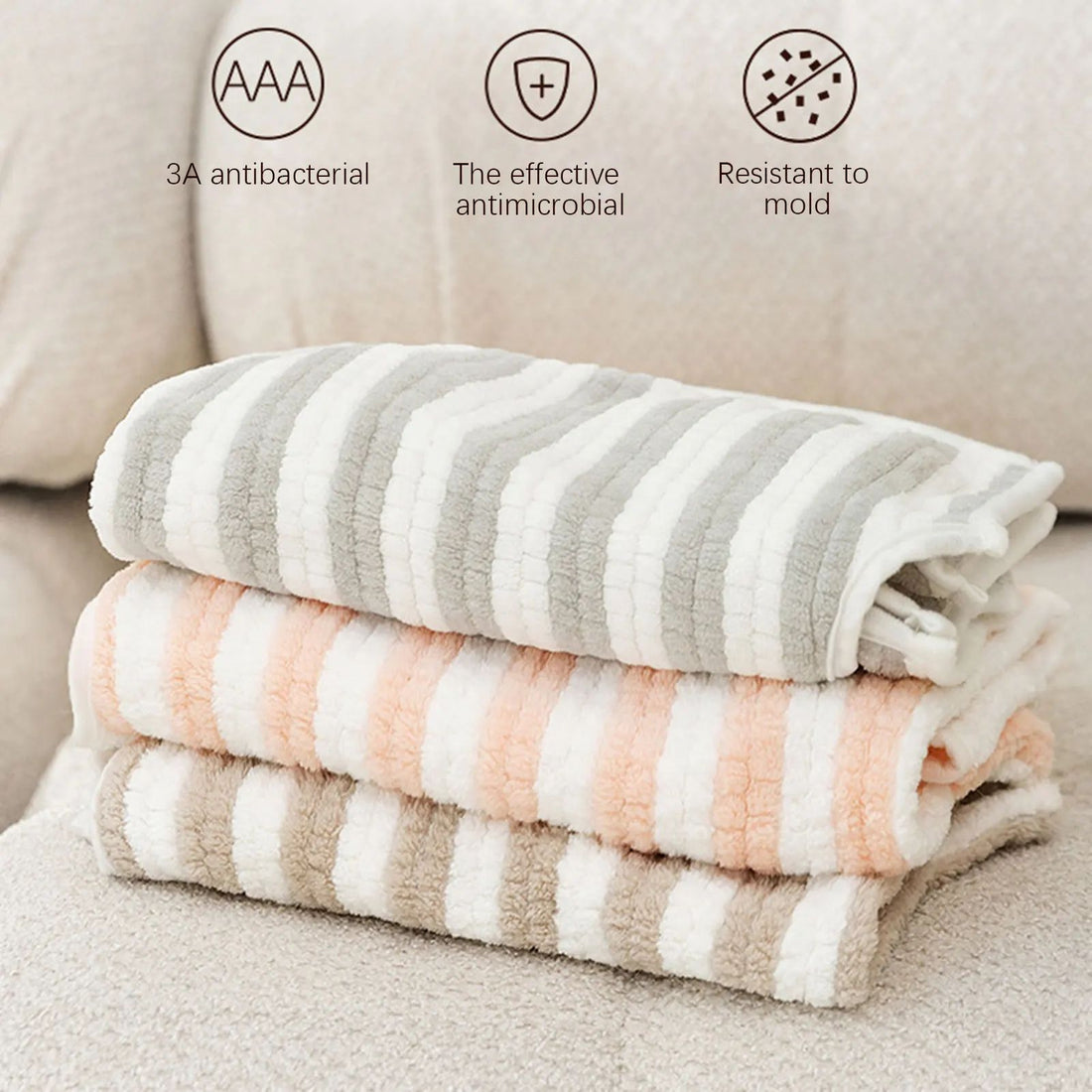Ultra-Absorbent Dog Bath Towel Quick-Dry, Thickened for All Sizes
